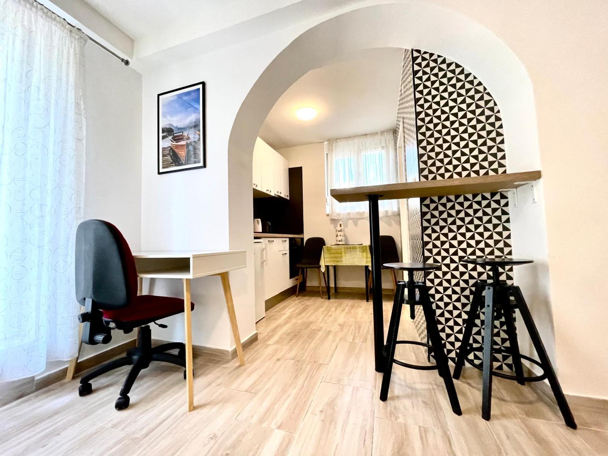 Velin Apartment สปลิท ภายนอก รูปภาพ