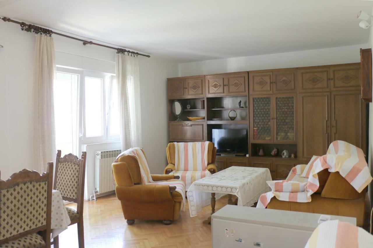 Velin Apartment สปลิท ภายนอก รูปภาพ